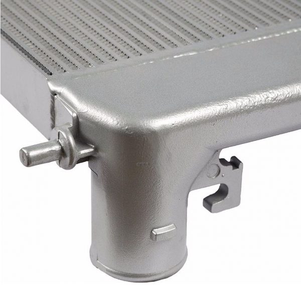 CSF Replacement Aluminum Intercooler for 2001-2005 SILVERADO & SIERRA 6
