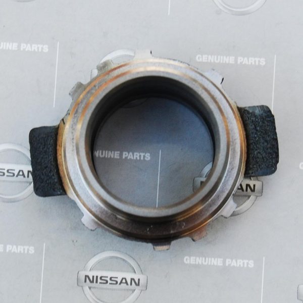 Datsun 240z Clutch Throw-Out Bearing Sleeve 16mm, 1970-71 *NOS*