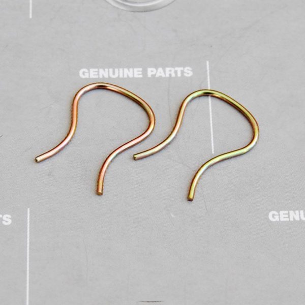Datsun 240z 260z 280z(x) 510 Window Crank/Handle Retaining Clips Pair *NOS*