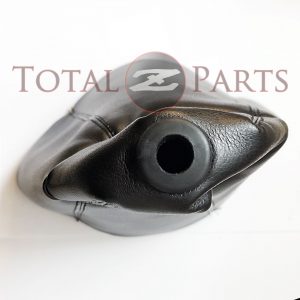 Datsun 240Z Vinyl Outer Shift Boot, Original Style w/Grommet, Black, 1970-1971