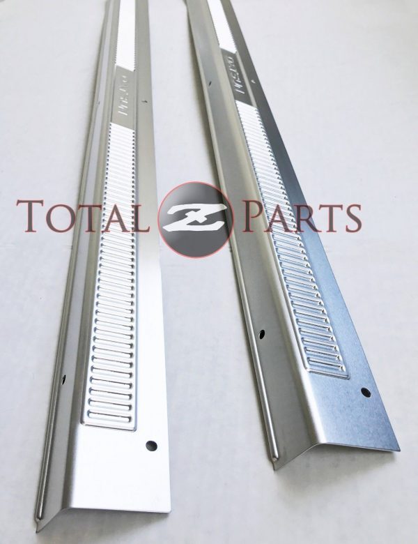 Datsun 240Z 260Z 280Z S30 Outer Door Metal Kick Sill Plates Pair, “Datsun” Stamp 3