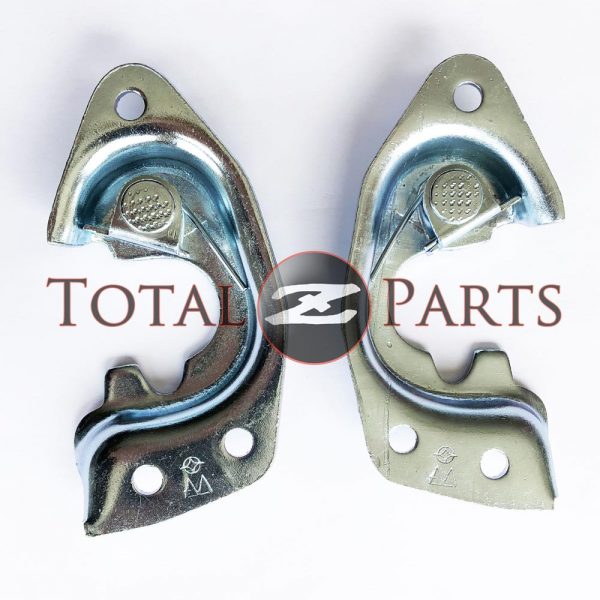 TotalZParts_Datsun-240Z-260Z-280Z_Door-Latch-Strikers-Left-Right