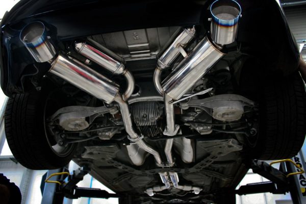 TotalZParts_HKS-Hi-Power-Dual-Burnt-Titanium-Exhaust_Nissan-350Z-32009-BN001