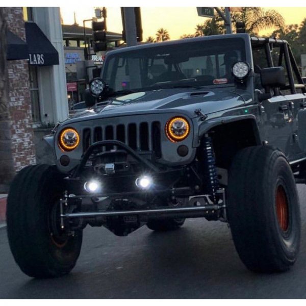 TotalZParts_Jeep-Wrangler-LED-Headlights_XIL-7RDBAKITJK-Black-Chrome-Amber-Halos-Installed