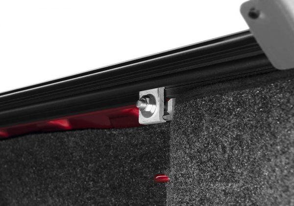 TotalZParts_BAK-Revolver-X4-Rolling-Aluminum-Bed-Cover_2019-Sierra-Silverado-5ft-8in-bed-rails