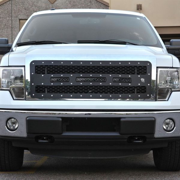 TotalZParts_Rigid-Industries-SR-SERIES-PRO-10IN-SPOT-MIDNIGHT-LED-Light-Bar_910213BLK-Ford-F150-Truck
