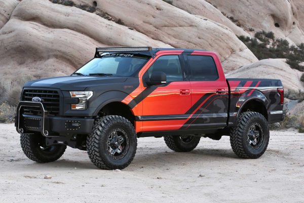 TotalZParts_Fabtech-performance-6-inch-performance-lift-system-2015-2020-F150-TRUCKS-DIRT-LOGIC-OFFROAD_k2203dl-kit