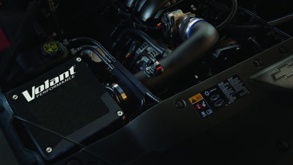 TotalZParts_Volant-closed-box-performance-cold-air-intake-2014-2018-Silverado-53-v8-classic-engine_15553a_2000x