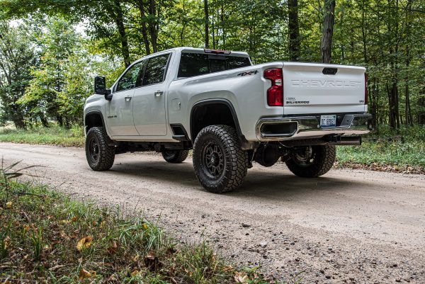 TotalZParts_Zone-Offroad-5-inch-lift-kit-2020-GMC-Sierra-Denali-Chevy-Silverado-HD-Trucks_ZONC43F-rear.pg