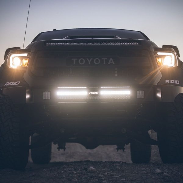 TotalZParts_RIGID-Industries-LED-SAE-Light-Bar-Trucks-Tundra-Front-Bumper_920413-20-inch-driving-bright
