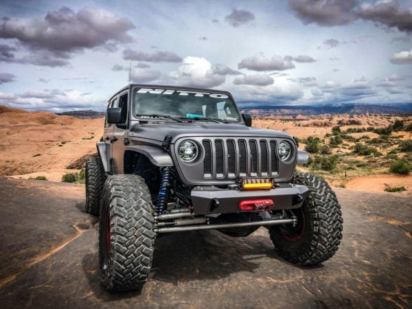 TotalZParts_Vision-X-Shocker-Dual-LED-Bar_front-guard-off-road-jeep-wrangler-mounted-bumper