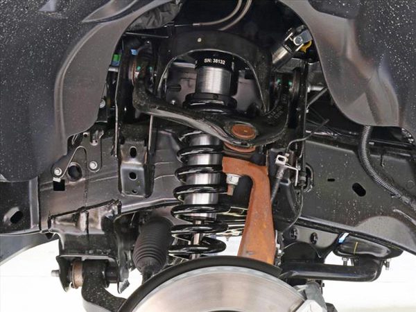 TotalZParts_Icon-adjustable-ir-front-coilovers-suspension-kit-lift-2015-2020-F150-Ford_91711_installed-UCA