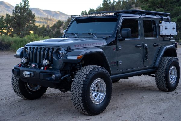 TotalZParts_Baja-Designs-LP4-LP6-WRANGLER-JEEP-Rubicon-GLADIATOR-Steel-Bumper-Kit-LED-Lights_447667_l2
