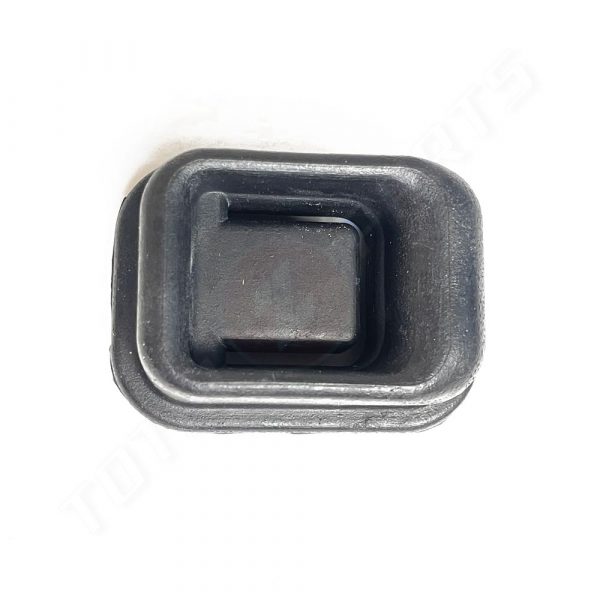TotalZParts_Datsun-240Z-SERIES-1-Clutch-Fork-Boot-Dust-transmission_1970-1971