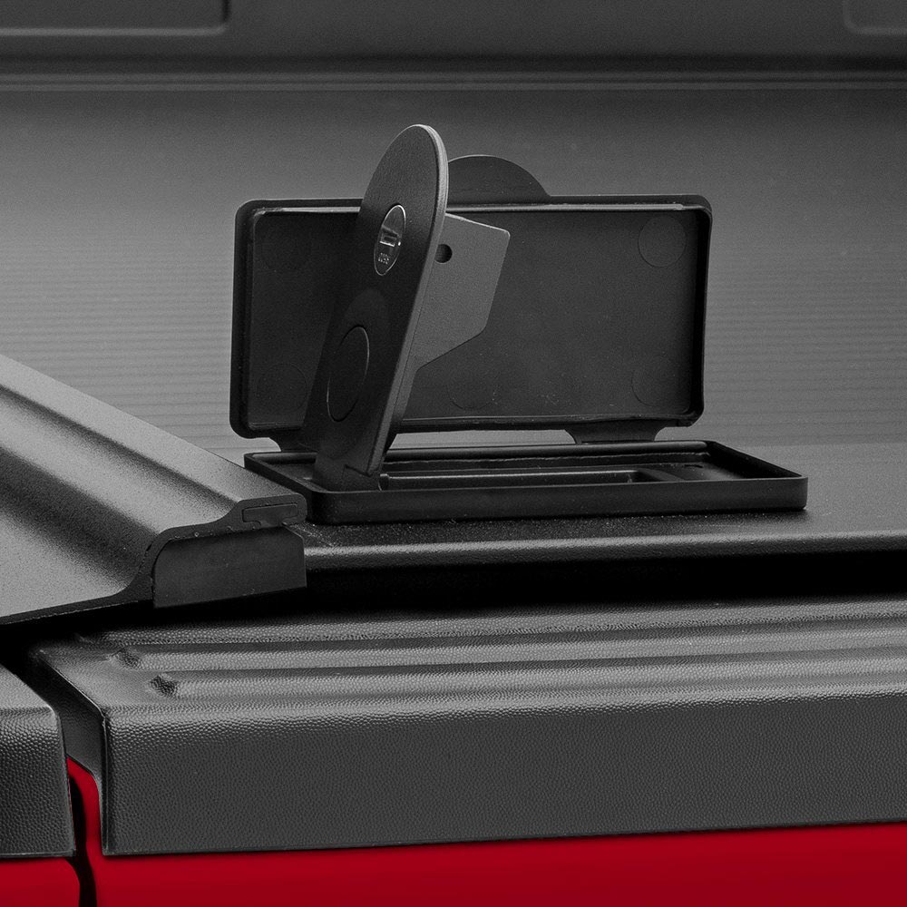 Retrax® RetraxONE MX Retractable Tonneau Bed Cover (15-20 F-150 5.5FT)