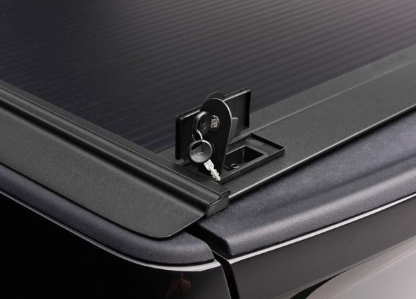 TotalZParts_Retrax-truck-bed-covers-matte-black-retraxone-mx-trucks