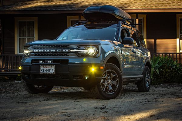 TotalZParts_Baja-Designs-S1-wide-cornering-fog-lights-kit-ford-bronco-amber_447683-installed-off-road