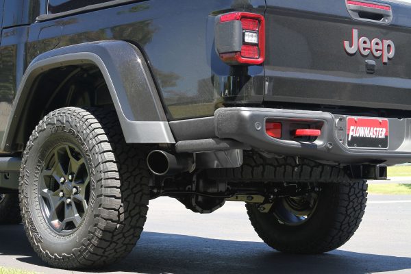 Flowmaster-gladiator-single-side-exhaust-driver-black-tip_717912_219298