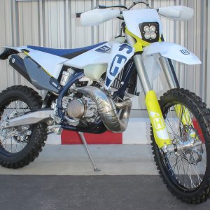 Baja Designs® Husqvarna XL80 (D/C) Headlight Kit (2016-23 701 Enduro / 2020-23 FE, TE, TX) Baja Designs® Husqvarna XL80 (D/C) Headlight Kit (2016-23 701 Enduro / 2020-23 FE, TE, TX)