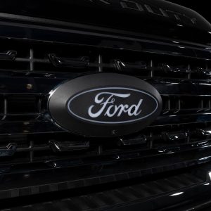Putco® Luminix White LED Front Emblem (fits 23-26 Ford F250/F350 w/Camera, Washer, LED Headlights) Putco® Luminix White LED Front Emblem (fits 23-26 Ford F250/F350 w/Camera, Washer, LED Headlights)