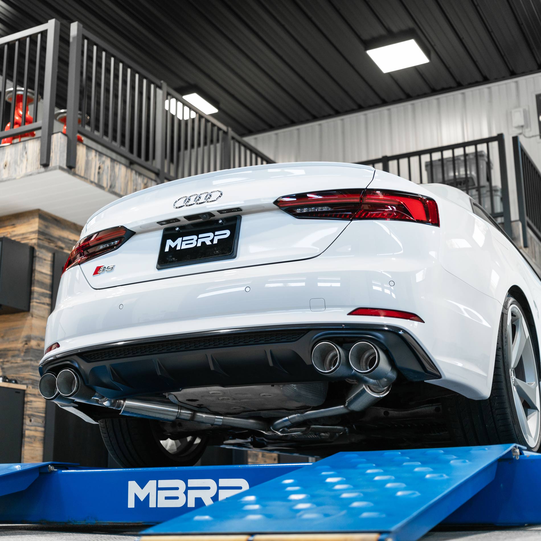 MBRP® Armor Pro T304 Stainless Exhaust Quad Exit w/Carbon Tips (18-24 Audi S4/S5)