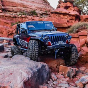 Superwinch® SX10SR 12V DC Winch 10,000 lb Synthetic Rope Superwinch® SX10SR 12V DC Winch 10,000 lb Synthetic Rope