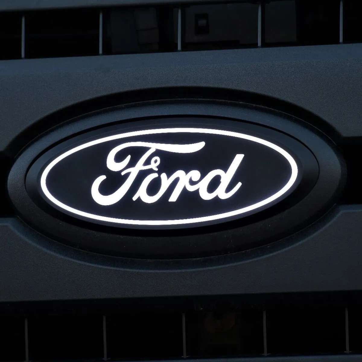 Putco® 92601 Luminix LED Front Emblem Grille Light (15-20 Ford F150 w/o Camera)