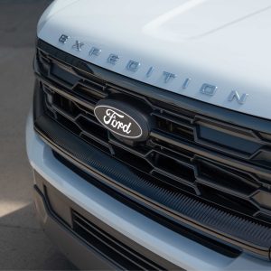 Putco® 92601 Luminix LED Front Emblem Grille Light (15-20 Ford F150 w/o Camera) Putco® 92601 Luminix LED Front Emblem Grille Light (15-20 Ford F150 w/o Camera)