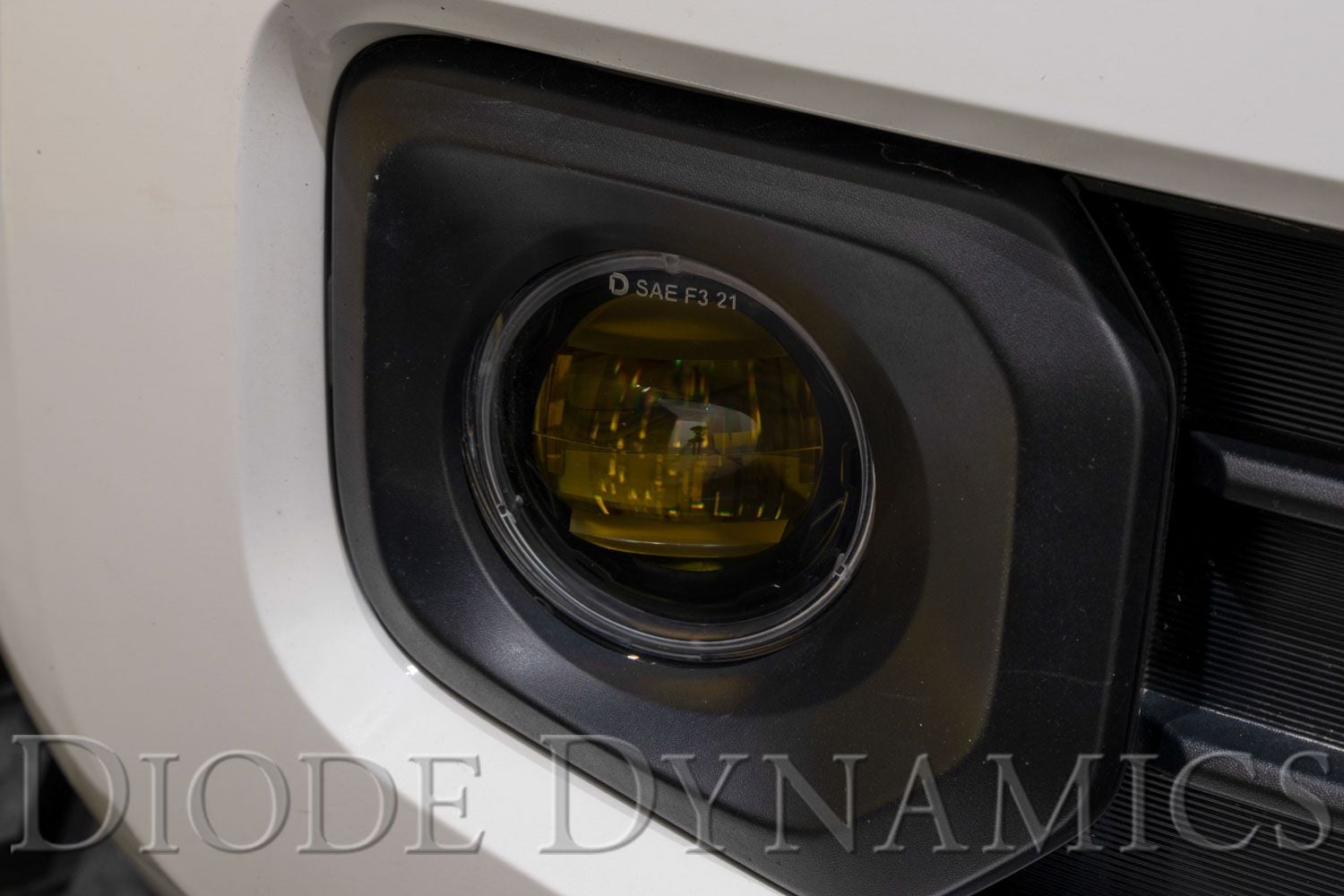 TotalZParts_DiodeDynamics_elite_foglamp_type_b_yellow_assembled_dd5137p_5